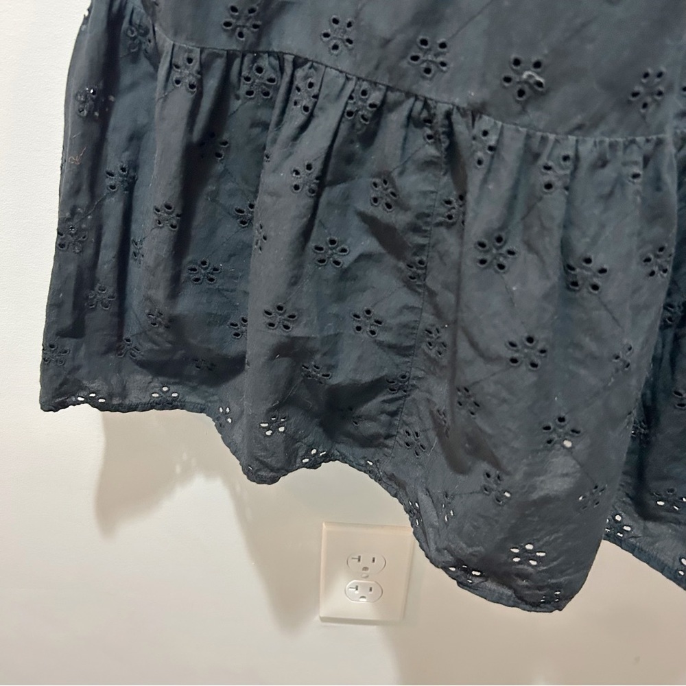 J. Crew Cotton Eyelet Midi Dress Size 2 Black Tiered Pockets Shoulder Ruffles - Picture 11 of 16